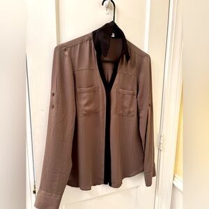 Express Women's Brown Top with Black Collar